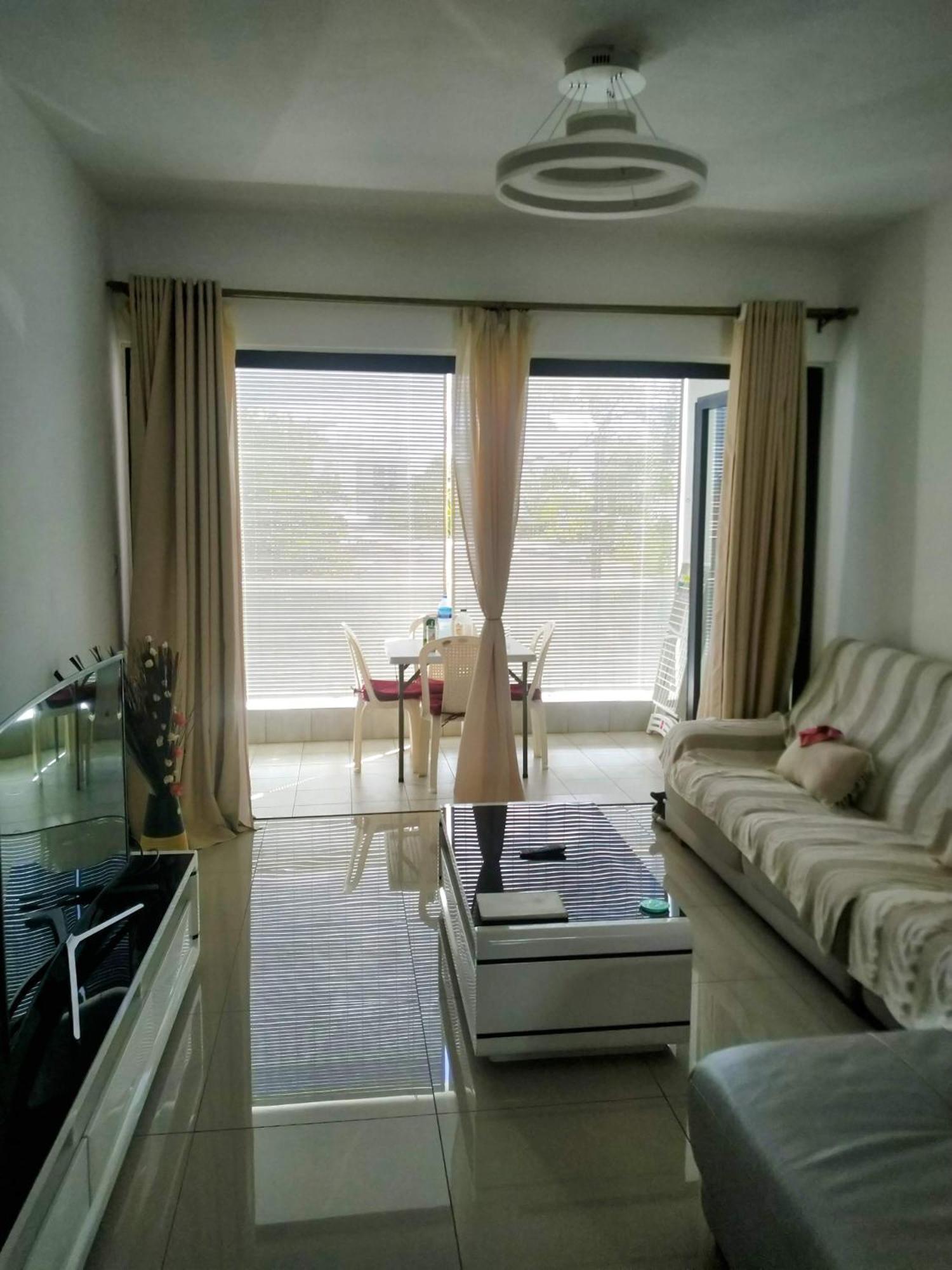 Appartement Ti Coco à Pereybere Beach Extérieur photo