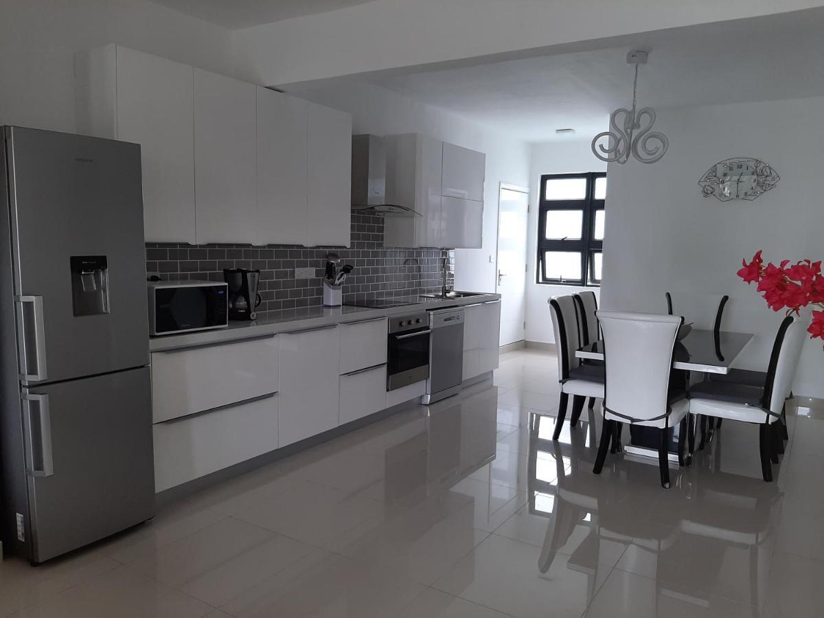 Appartement Ti Coco à Pereybere Beach Extérieur photo